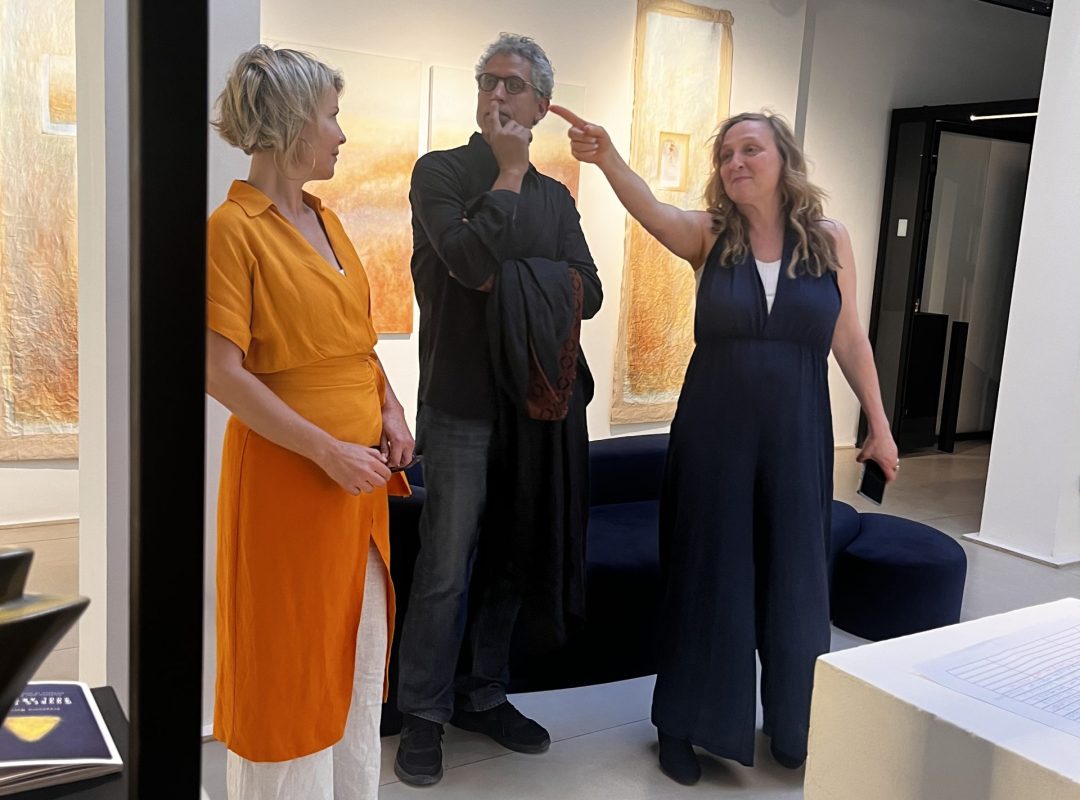 7DDCBF4A-DE12-4F29-83F1-835697A57992