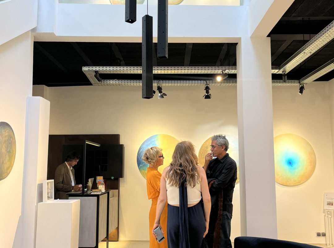 D7284C68-0B9D-49A3-87EF-CBE32E447E89